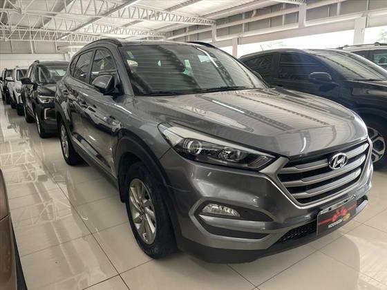 HYUNDAI TUCSON 1.6 16V T-GDI GASOLINA GLS ECOSHIFT HYUNDAI TUCSON 1.6 16V T-GDI GASOLINA GLS ECOSHIFT